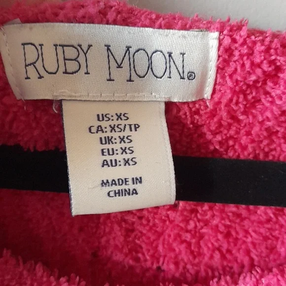 Ruby Moon Sweater - Picture 2 of 6